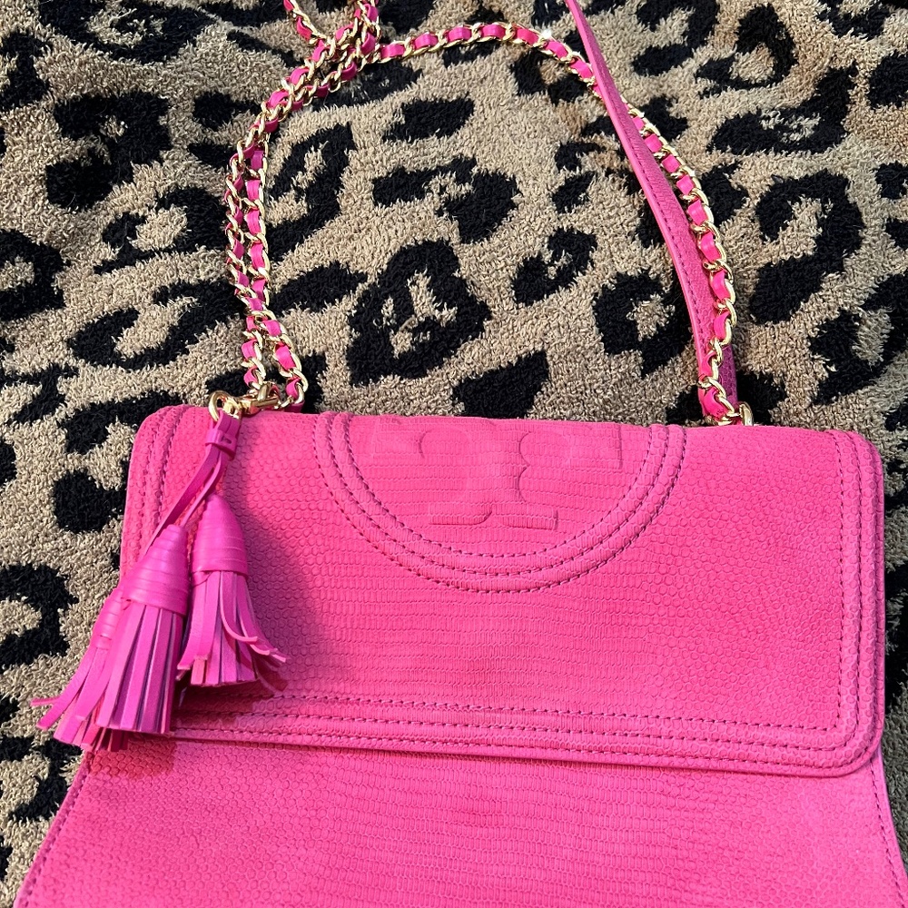 Tory Burch Vibrant Pink Leather Shoulder Bag with Gold Chain Strap